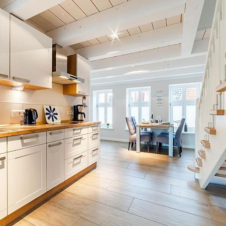 글레트지일 Haus Am Siel 01, Zentral Mit Eigenem Steg 빌라 외부 사진